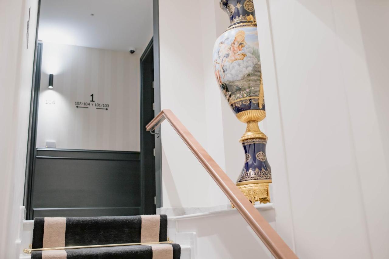 Myr Palacio Vallier Walencja Zewnętrze zdjęcie Staircase