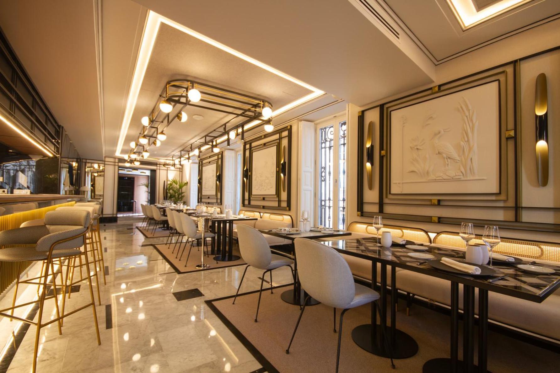 Myr Palacio Vallier Walencja Zewnętrze zdjęcie The interior of the restaurant